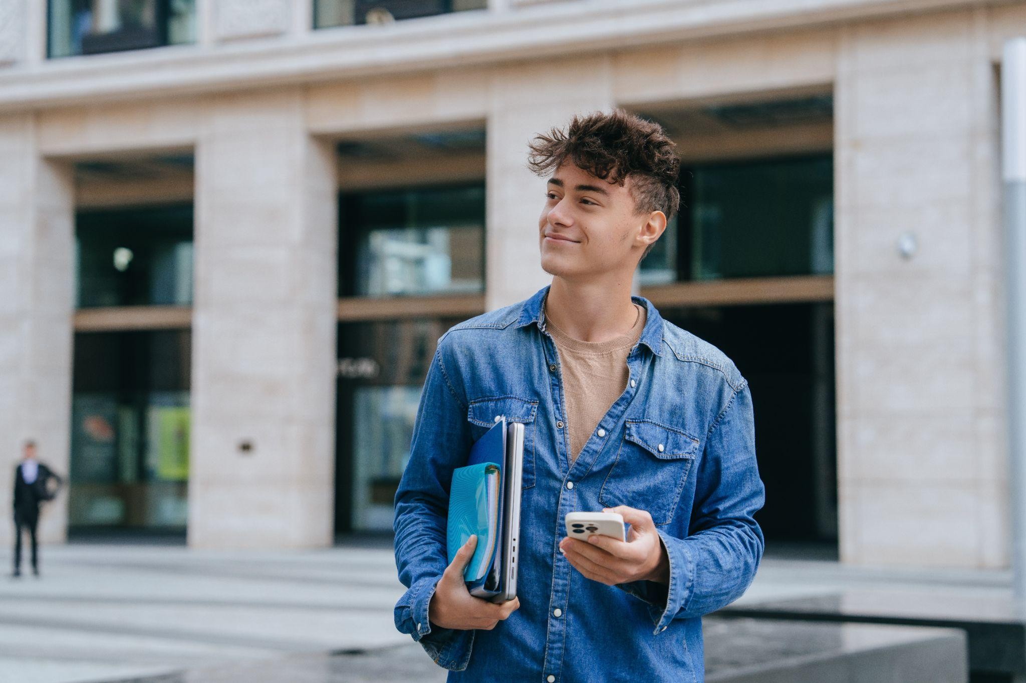 НМТ з фізики: розбір складних завдань із механіки та електродинаміки